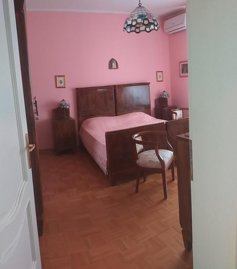 La Montecchia House Hotel Montecchia di Crosara Bagian luar foto